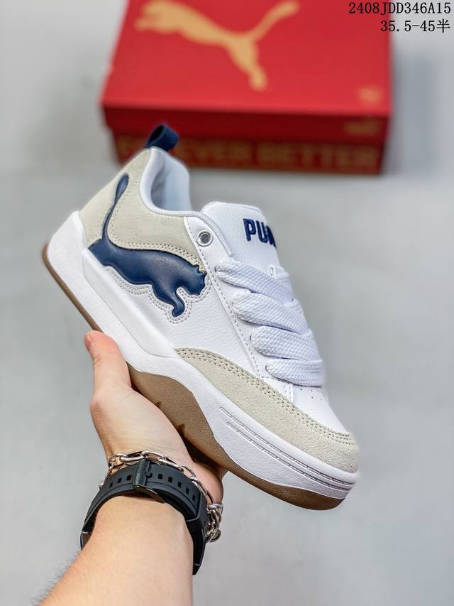 puma 彪马 男女运动板鞋，原楦原纸版开发版型，采用环保皮革组合鞋面材质，外置耐磨橡胶大底蕾哈娜同系面包鞋太好看了！彪马puma Park Lifestyle