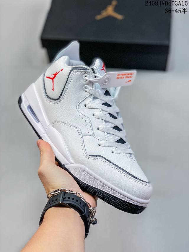 air Jordan Courtside 23 黑白紫 Aj23 乔丹23代 Aj23 乔23 小藤原浩 乔丹篮球鞋系列 整体采用黑白主色，搭配水晶大底，外加紫