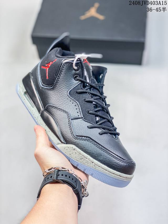 air Jordan Courtside 23 黑白紫 Aj23 乔丹23代 Aj23 乔23 小藤原浩 乔丹篮球鞋系列 整体采用黑白主色，搭配水晶大底，外加紫