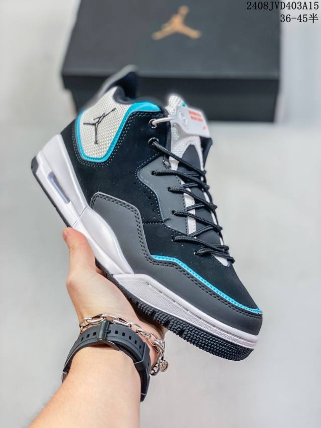 air Jordan Courtside 23 黑白紫 Aj23 乔丹23代 Aj23 乔23 小藤原浩 乔丹篮球鞋系列 整体采用黑白主色，搭配水晶大底，外加紫