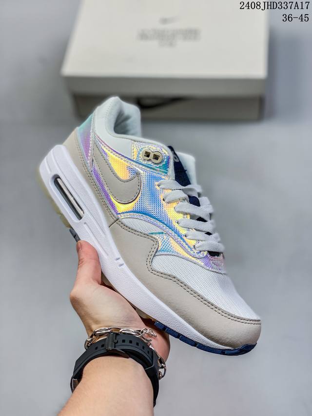 nk Air Max 1 ”Aii Petals United“ 白蓝绿 复古气垫跑鞋 鞋型清洁度品控完美 正确鞋型 回弹pu模嵌入开窗气垫装置 货号：Fq02