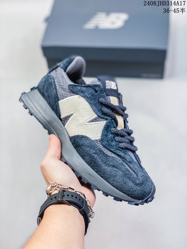 公司级new Balance Ms327 复古休闲运动慢跑鞋 完美细节 #全新 New Balance 327 系列 以更纯粹的复古风格设计打造的全新造型 侧身