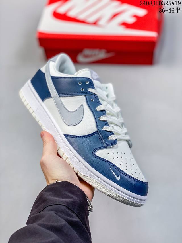 耐克nike Sb Zoom Dunk Low 板鞋 系列经典百搭休闲运动板鞋加厚鞋舌的填充，使舒适性大大提升，同时也更方便穿脱中底部分则加入了脚感柔软舒适zo