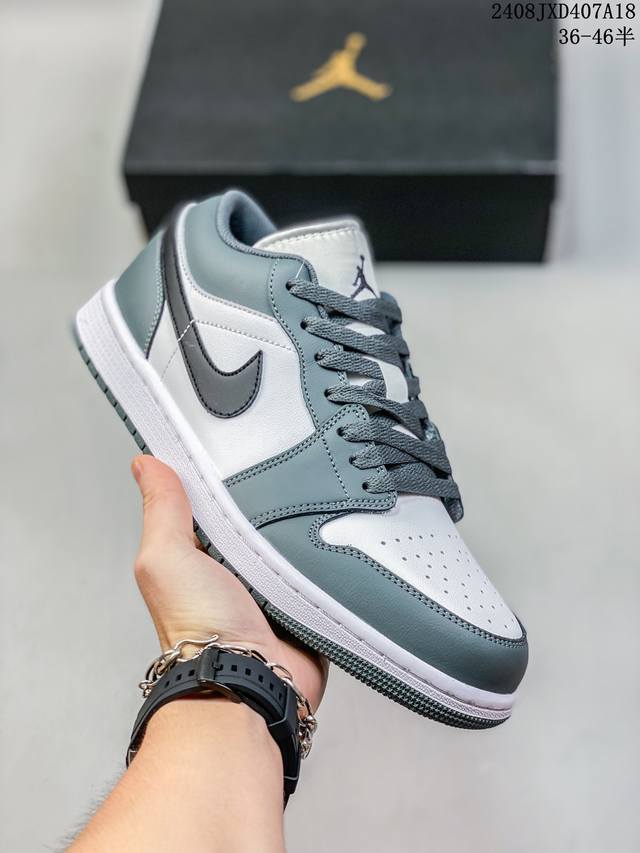 头层皮带半码 耐克 乔丹air Jordan 1 Low Aj1 乔1 乔丹1代aj1 低帮复古文化休闲运动篮球鞋。该鞋款从 5 年元年款汲取设计灵感，焕新演绎