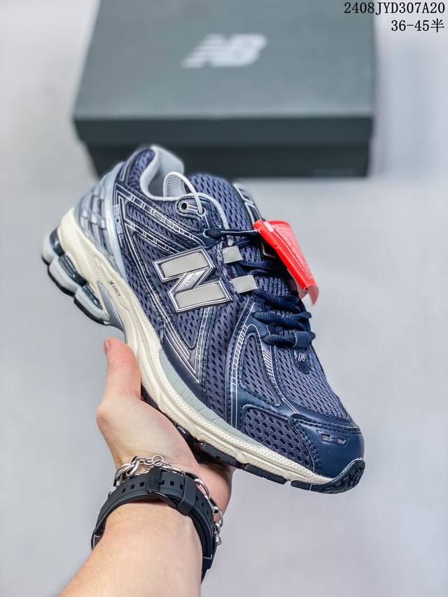 真标 新百伦 New Balance M 6系列 复古运动鞋单品宝藏老爹鞋款。作为nb最经典的档案鞋型之一，与2002一样， 6有着nb最成熟的技术加持和复古款