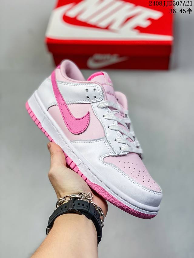 真标带半码 耐克nike Sb Zoom Dunk Low 板鞋 系列经典百搭休闲运动板鞋加厚鞋舌的填充，使舒适性大大提升，同时也更方便穿脱中底部分则加入了脚感