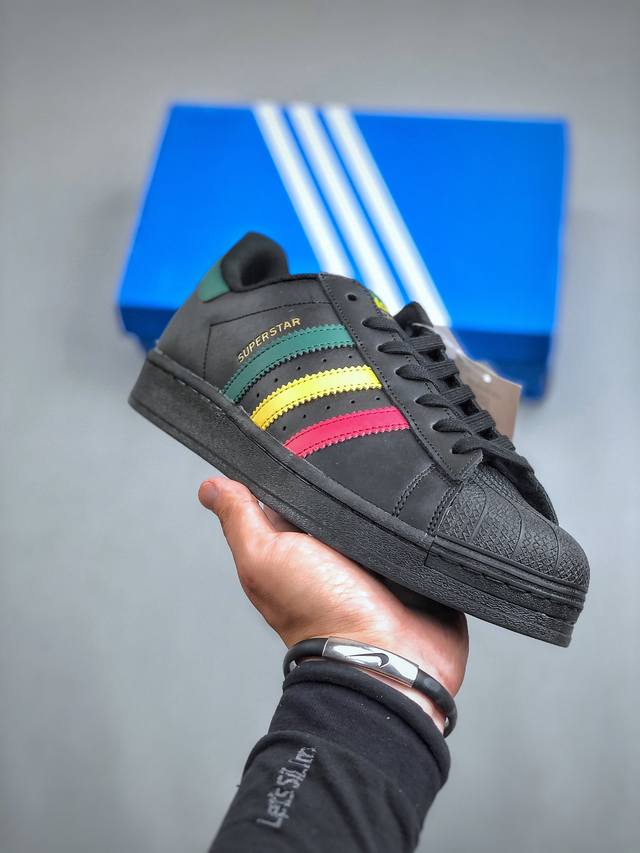 adidas Originals Superstar 专柜同步配色 经典贝壳头系列全配色原鞋开发 版型正确 原底原料 重资打造 细节无敌 清洁度完美 诠释最高工