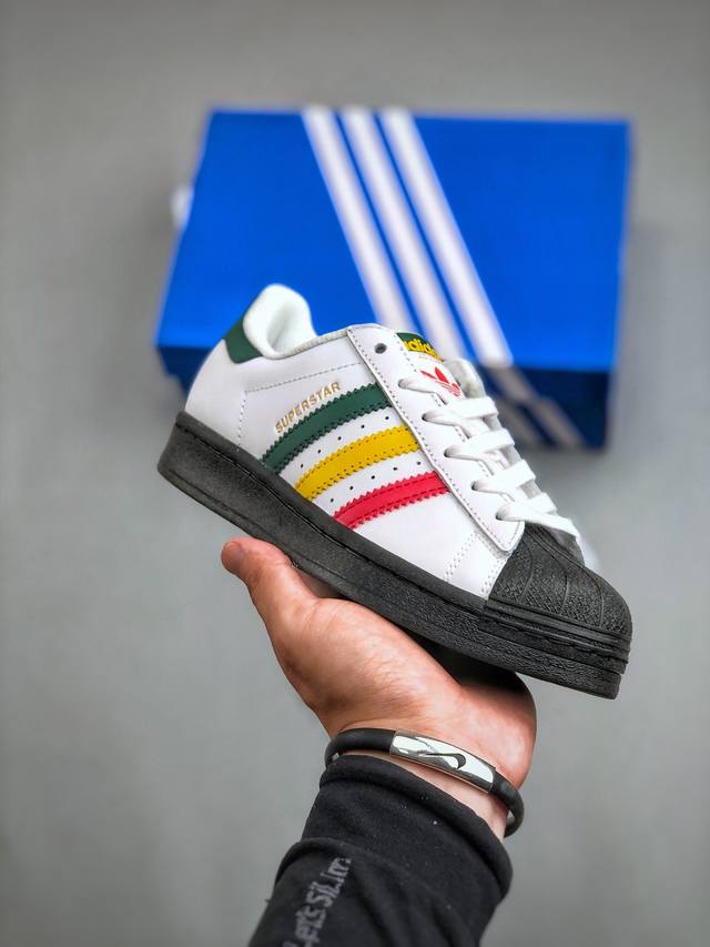 adidas Originals Superstar 专柜同步配色 经典贝壳头系列全配色原鞋开发 版型正确 原底原料 重资打造 细节无敌 清洁度完美 诠释最高工