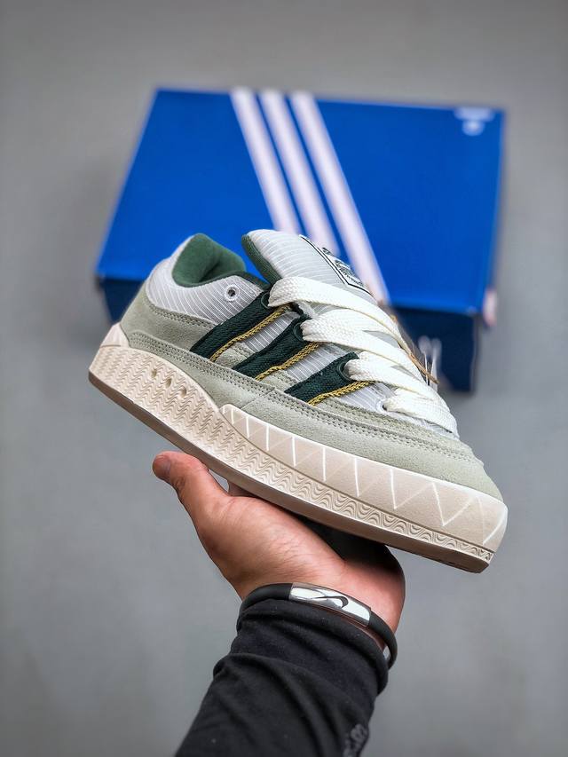 adidas Adimatic Ynuk 经典复古休闲面包板鞋 官方同步上架鞋浮夸的日韩版面与鞋底 颜值爆棚 开学季不撞官方货号：Ih3267尺码36-45 半