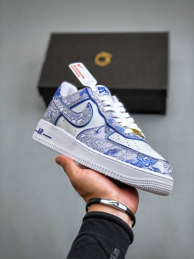 nike Air Force 1′07 Low 空军一号低帮百搭休闲运动板鞋 Cw 8-201 柔软、弹性十足的缓震性能和出色的中底设计 横跨复古与现代的外型结