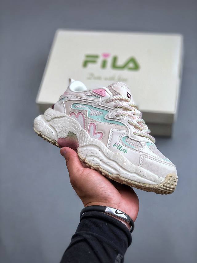 fila Fusion 斐乐 蕨草鞋 摩登系列 复古休闲运动老爹鞋 货号：F12W411116Fts 尺码：35-40 半