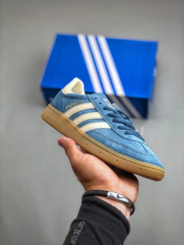 adidas Originals Handball Spzl 手球运动员系列百搭休闲运动板鞋“翻毛蓝白奶白焦糖底”Ig6194 尺码：35-45 半