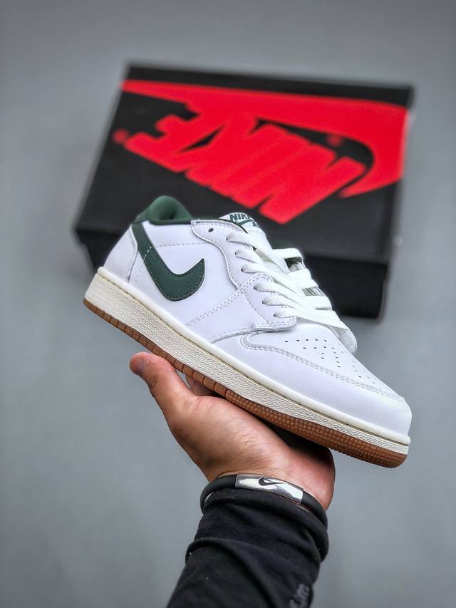 air Jordan 1 Low 专柜订单顶级纯原 全头层最高版本 独家提拉式后跟吊打市面原装版本 市面整洁度最高版本升级正确原装楦型开发纸版中底注胶孔内置真s