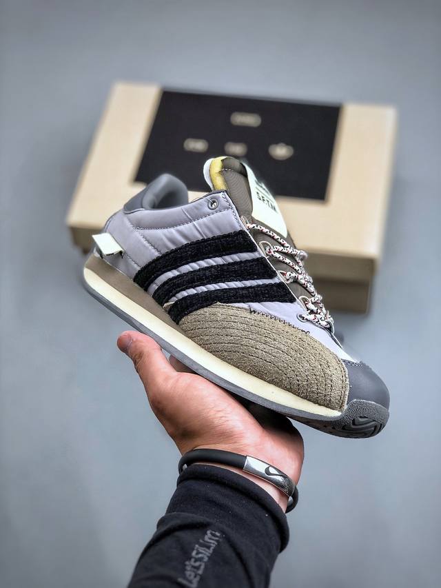 song For The Mute X Adidas Country Og Grey Black Sftm-003系列低帮经典复古德训阿甘风休闲运动慢跑鞋“联名