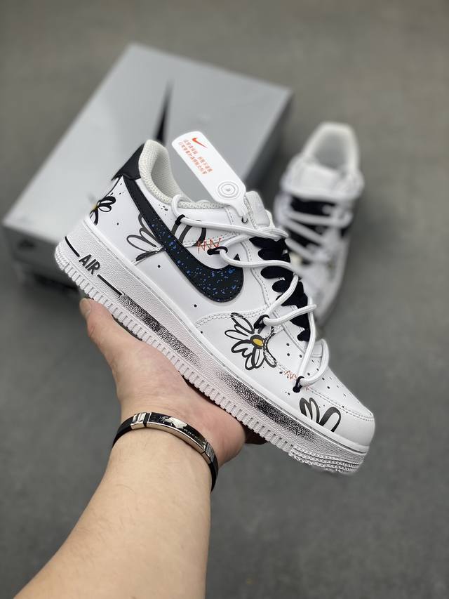 官方爆款定制 二次元主题 Nike Air Force 1 Low’07 小皱菊 喷绘 空军一号绑带低帮休闲板鞋 定制皮料 原厂3D打印 定制鞋盒 原楦原纸板