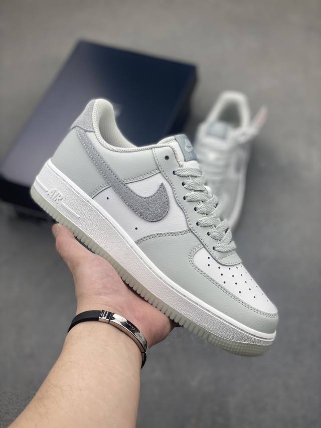 公司级nike Air Force 1 Low 07原楦头原纸板 打造纯正低帮空军版型 专注外贸渠道 全掌内置蜂窝气垫 原盒配件 原厂中底钢印、拉帮完美 货号: