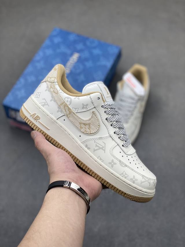 路易威登louis Vuitton 联名定制 Nike Air Force 1 Low '07米卡其花纹 空军低帮休闲板鞋 3M反光 定制lv鞋盒 原楦原纸板