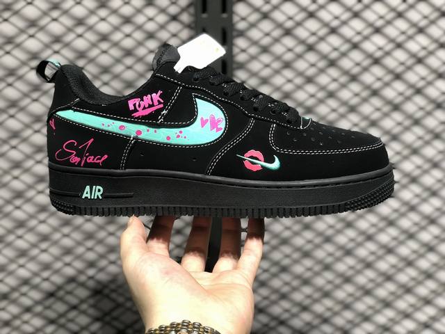 air Force 1 Low 原装级别 原楦头原纸板 打造纯正空军版型专注外贸渠道 全掌内置蜂窝气垫 原盒配件 原厂中底钢印、拉帮完美 货号：Fb8917