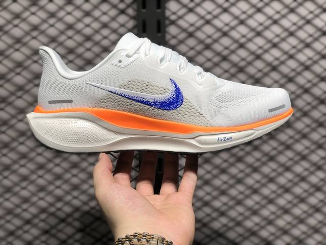 nike Air Zoom Pegasus 41 鞋面采用外层由韧性纱线+内层网眼布的设计，在确保稳定性和耐久性的同时，也保证了贴合舒适及透气性能 此外，鞋带