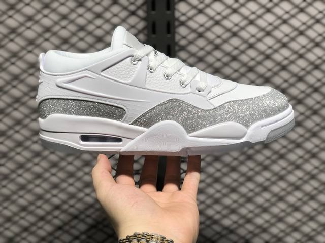 耐克 Nike Air Jordan 4 Retro Og迈克尔 乔丹aj4代乔4 中帮复古休闲运动文化篮球鞋。秉承轻量化的速度型篮球鞋设计思想完成设计，降低