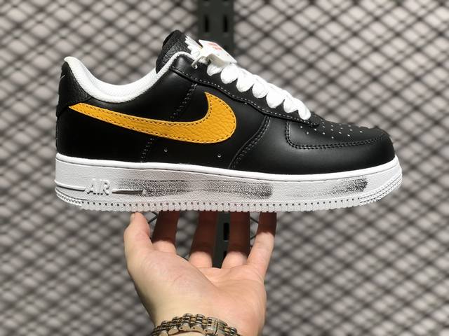 air Force 1 Low 原装级别 原楦头原纸板 打造纯正空军版型专注外贸渠道 全掌内置蜂窝气垫 原盒配件 原厂中底钢印、拉帮完美 货号：Aq369 0