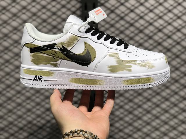 air Force 1 Low 原装级别 原楦头原纸板 打造纯正空军版型专注外贸渠道 全掌内置蜂窝气垫 原盒配件 原厂中底钢印、拉帮完美 货号：Cw 8 11