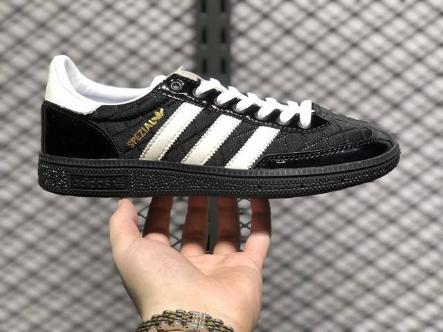 adidas Handball Spezial 阿迪达斯经典款 复古休闲板鞋 全鞋漆皮鞋头 织布鞋面 牛筋耐磨大底 货号：Jp5669 尺码：35.5 36