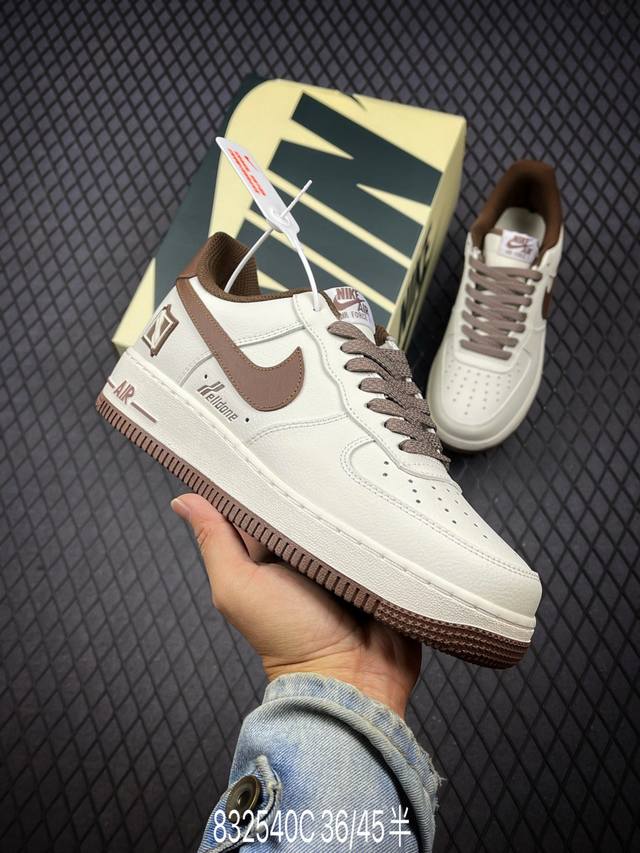 c Nk Air Force 1'07 Low 定制款 空军一号低帮休闲板鞋 Wd-111588 #原楦原纸板 纯正版型 高清洁度 内置全掌气垫 尺码：36 3