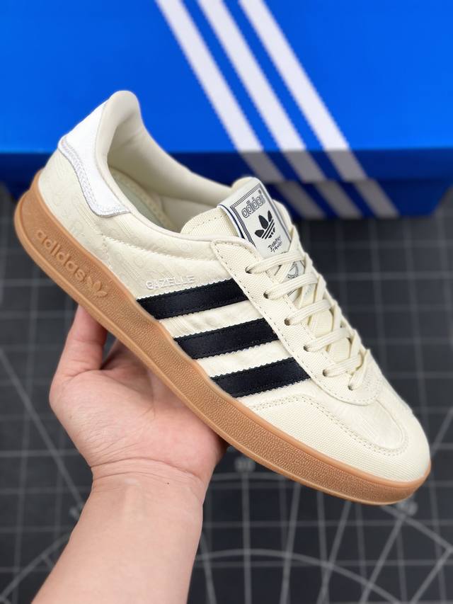 本地 核心私 万物寻宗 新系列 武 上市 太极阴阳联手当代艺术家dorophy Tang X Adidas Gazelle Indoor Trainers 羚羊