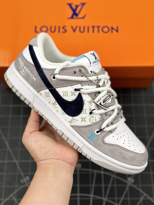 本地 核心私 公司级 Nike Sb Dunk Low“Lv联名 米灰黑印花” 周年高端定制 低帮休闲板鞋 定制鞋盒 大厂纯原品质出货 超高清洁度 皮料切割干净