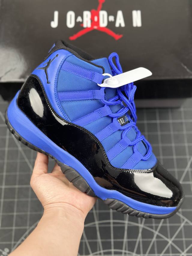 本地 核心私 乔丹air Jordan 11 Pe 漆皮黑蓝 高帮复古休闲运动篮球鞋 原楦原档案数据开模打造 原厂中底拉帮钢印 原厂漆皮 防冻不开裂 头层皮料