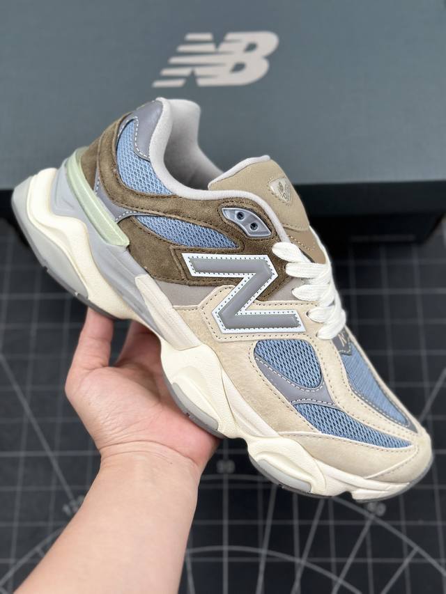 本地 核心私 公司级joe Freshgoods X New Balance nb9060 联名款 复古休闲运动慢跑鞋 鞋款灵感源自设计师本人对夏日的怀日回忆。