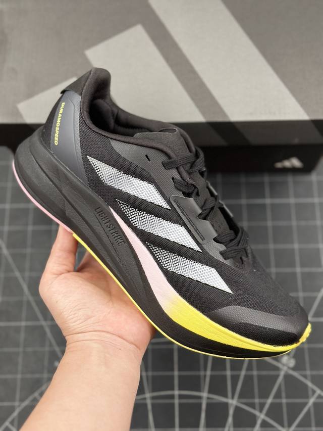 本地 核心私 公司级adidas Duramo Speed M轻盈休闲运动跑鞋 adidas跑鞋设计总是呈现出一种经典低调的感觉，但ultra Boost与al