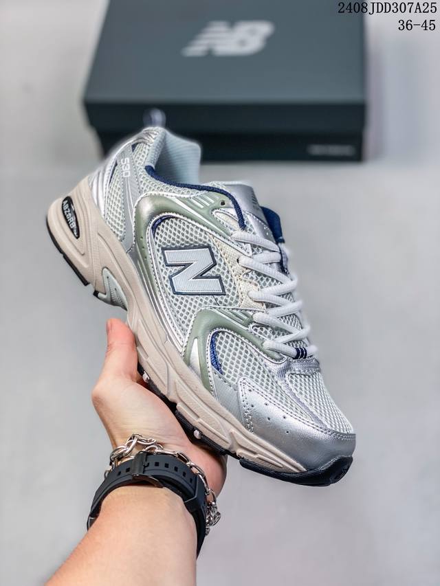 真标 新百伦 Nb530 New Balance 530 复跑古鞋nb530这鞋双确实是nb家经复典古款式之一，以全科新技诠释，成打功造530鞋款。鞋面保在持5