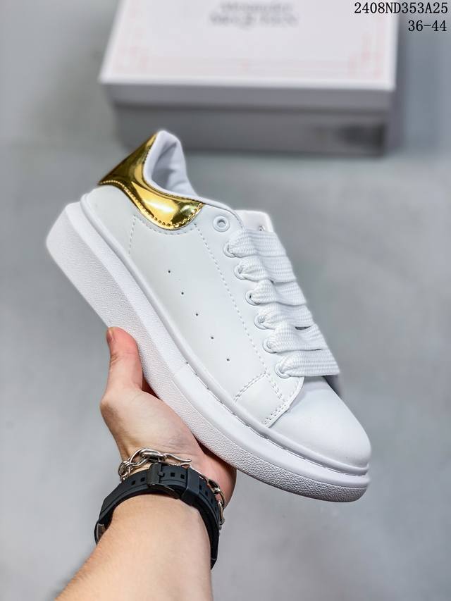 意大利高奢品牌-亚历山大 麦昆 Alexander Mcqueen Sole Leather Sneakers低帮时装厚底休闲运动小白鞋“皮革白浅兰麂皮尾”46