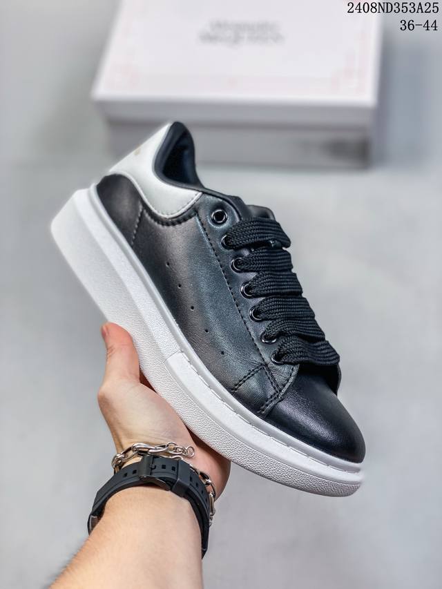 意大利高奢品牌-亚历山大 麦昆 Alexander Mcqueen Sole Leather Sneakers低帮时装厚底休闲运动小白鞋“皮革白浅兰麂皮尾”46