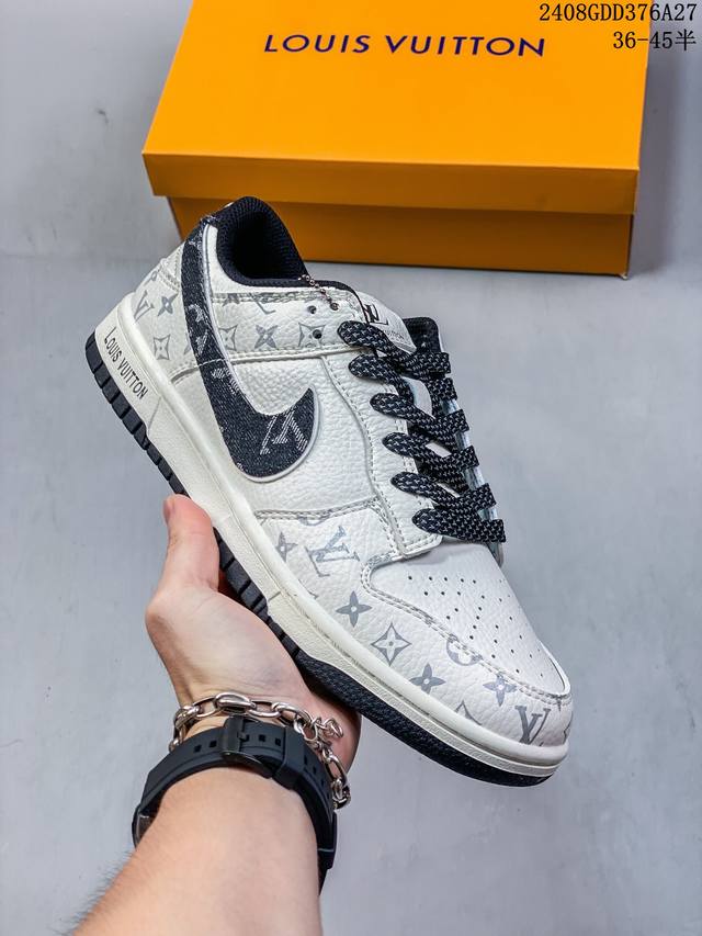 Lv路易威登-黑满天星 海外官方同步发售，路易威登louis Vuitton 联名定制耐克nike Dunk Low 板鞋。意大利头层牛皮与进口猪八革的第一次搭