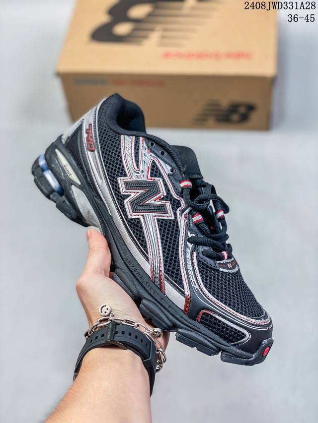 New Balance Mr740 Nb新百伦系列复古老爹风慢跑鞋！ 采用轻质牛剖革拼接透气网眼衬垫织物鞋面材质 T-Beam大底提供足步弓支撑 保持步态稳定#