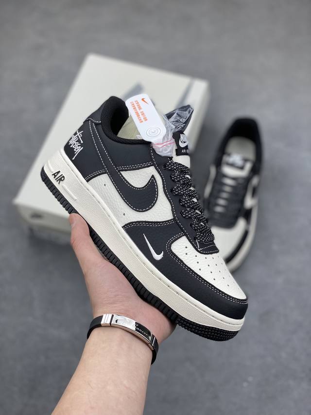 工厂套现 福利特价 原本地240版本 海外限量发售！公司级nike Air Force 1 '07 Low “斯图西联名--黑马克线满天星”空军一号 低帮 运动