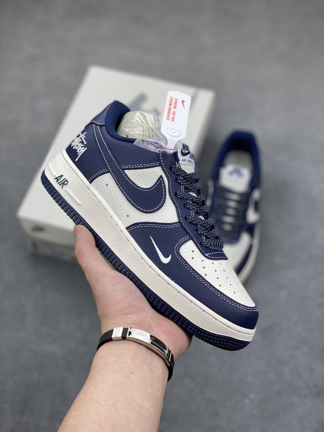 工厂套现 福利特价 原本地240版本 海外限量发售！公司级nike Air Force 1 '07 Low “斯图西联名--深海蓝”空军一号 低帮 运动鞋 休闲