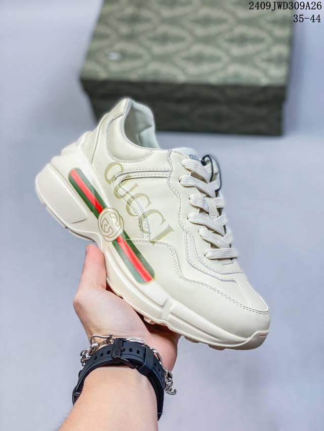 高奢品牌gucci古驰 Rhyton Vintage Trainer Sneaker 皮革角状复古慢跑鞋“长条logo”630607 Drw00 9522 尺码