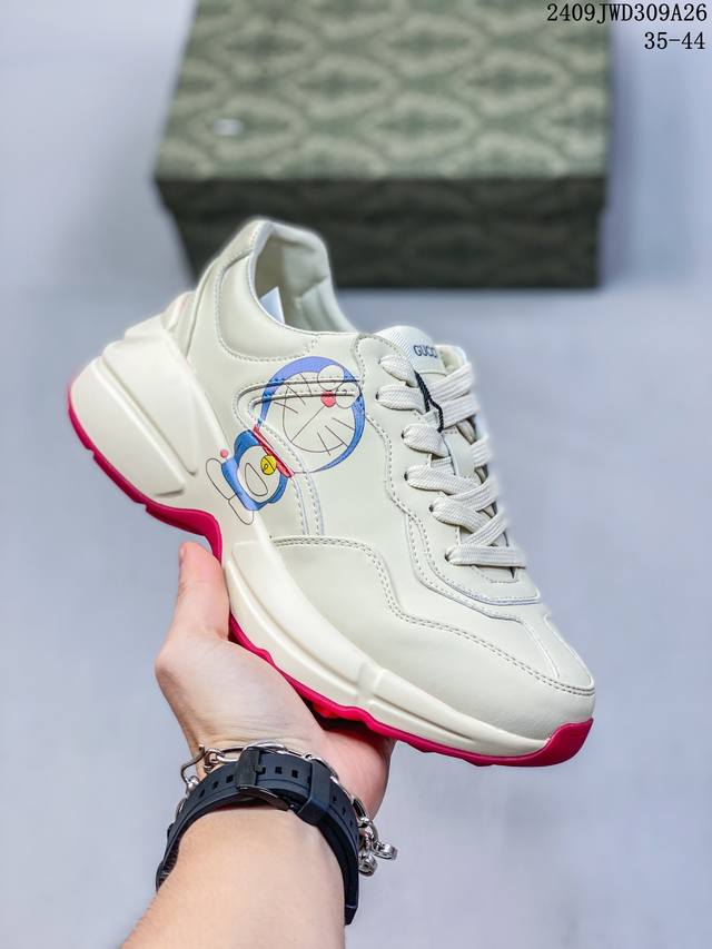 高奢品牌gucci古驰 Rhyton Vintage Trainer Sneaker 皮革角状复古慢跑鞋“长条logo”630607 Drw00 9522 尺码