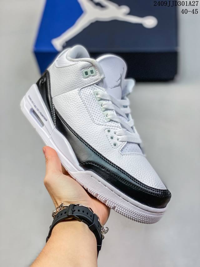 真标带半码air Jordan 3 Retro 复刻白水泥 Aj3 乔丹3代 Aj3 乔3 经典复刻白水泥 乔丹篮球鞋系列 鞋身以白色为主调，采用优质皮革材质搭