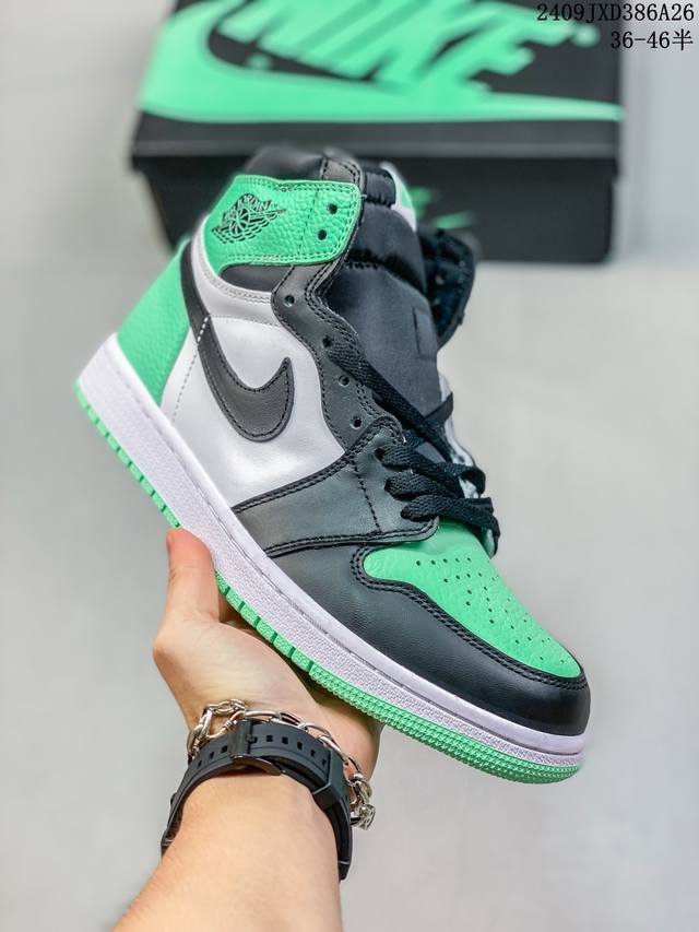 耐克 Nike Air Jordan 1 Mid 男女子篮球鞋时尚轻盈板鞋aj1乔1运动鞋 乔丹一代 高帮复古休闲篮球鞋 。Air Jordan 1 Mid 搭