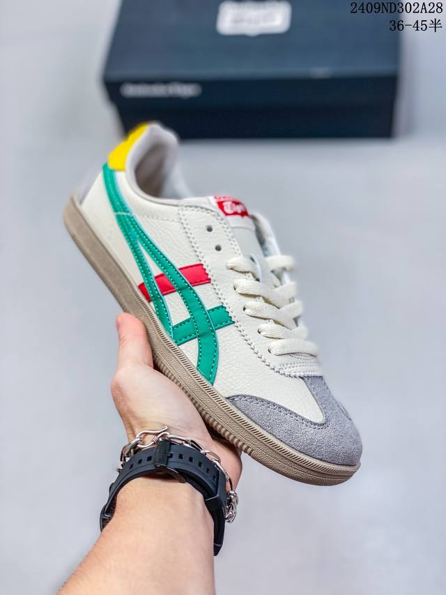 亚瑟士 Onitsuka Tiger Tokuten 复古低帮休闲跑鞋 炎夏必备 Tokuten的灵感来源于 年代的室内用鞋 T-Toe前足补强设计 室内鞋的橡