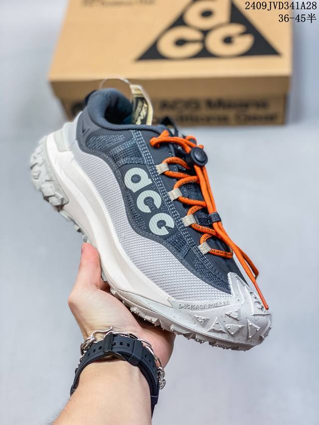 公司级 Nk Acg Mountain Fly 2 Low Gtx 复古潮流户外登山鞋防水慢跑鞋 Hf6245 全新来袭 该款沿袭前代高帮版型的设计传统 轻盈鞋