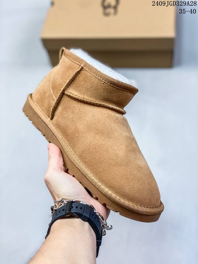 羊毛一体 防水版 Ugg Classic Ultra Mini 周冬雨 王一博同款 薄底短款雪地靴 小红书爆款 羊毛一体迷你短靴 优选翻毛皮鞋面 手感细腻 羊毛