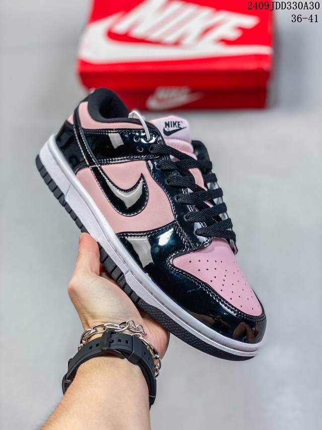 公司级耐克nike Sb Dunk Low Retro 扣篮系列 复古低帮休闲运动滑板板鞋 采用脚感柔软舒适zoomair气垫 有效吸收滑板等极限运动在落地时带