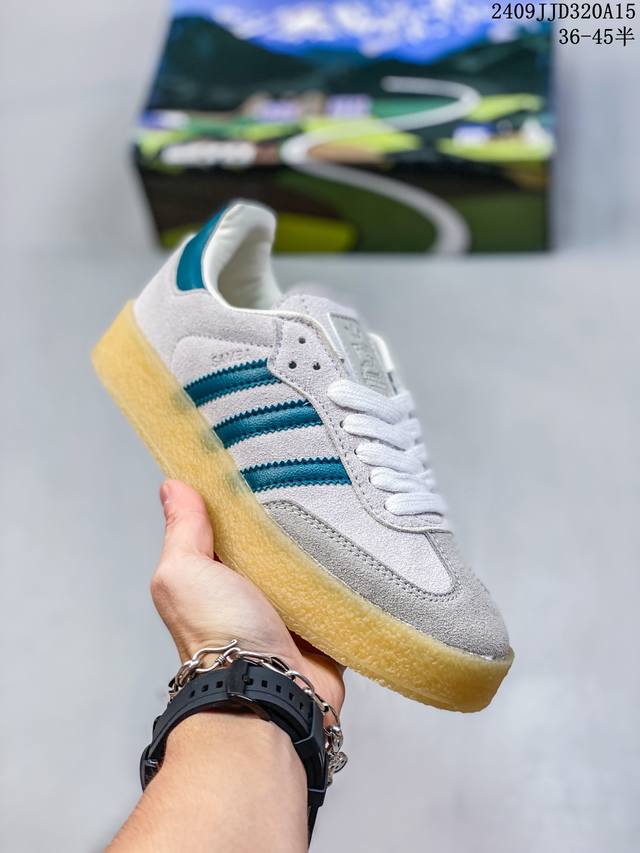 阿迪达斯 Kithxadidas Originals Samba 舒适潮流轻便防滑耐磨板鞋女款运动板鞋，这款adidas Samba经典鞋，力求伴你展现时尚气质