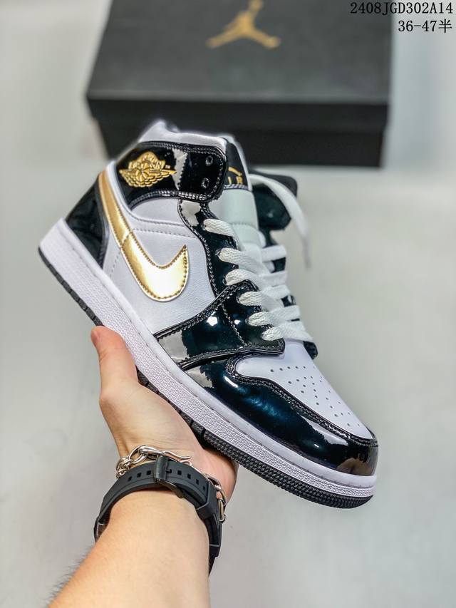 福利特价 公司级耐克air Jordan 1 Low Aj1乔1高帮休闲板鞋 同步官方配色 货号:Fq9117-400 尺码:36 ～46半 Id:08Jgd3